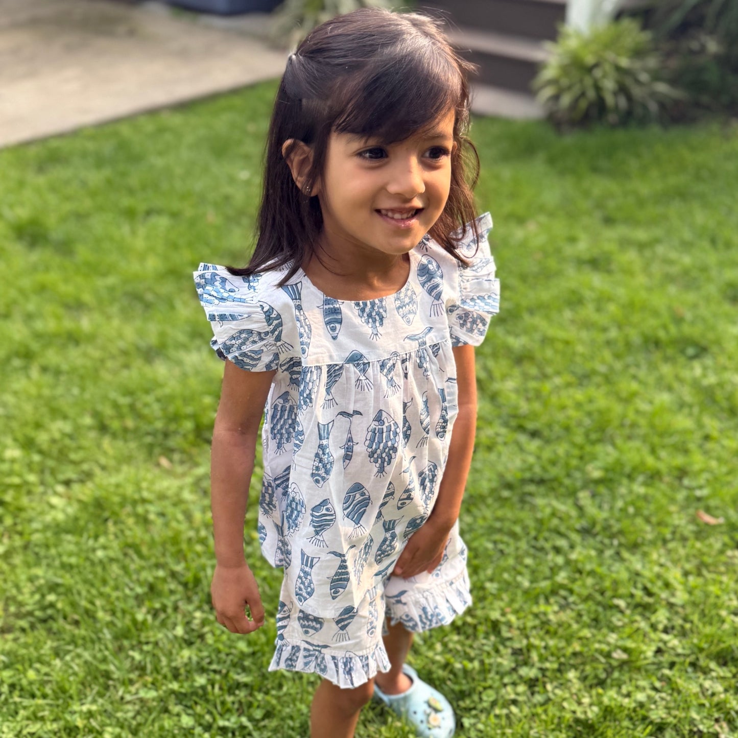 Girls' 2-Piece Top & Bottom Set with Fish Print