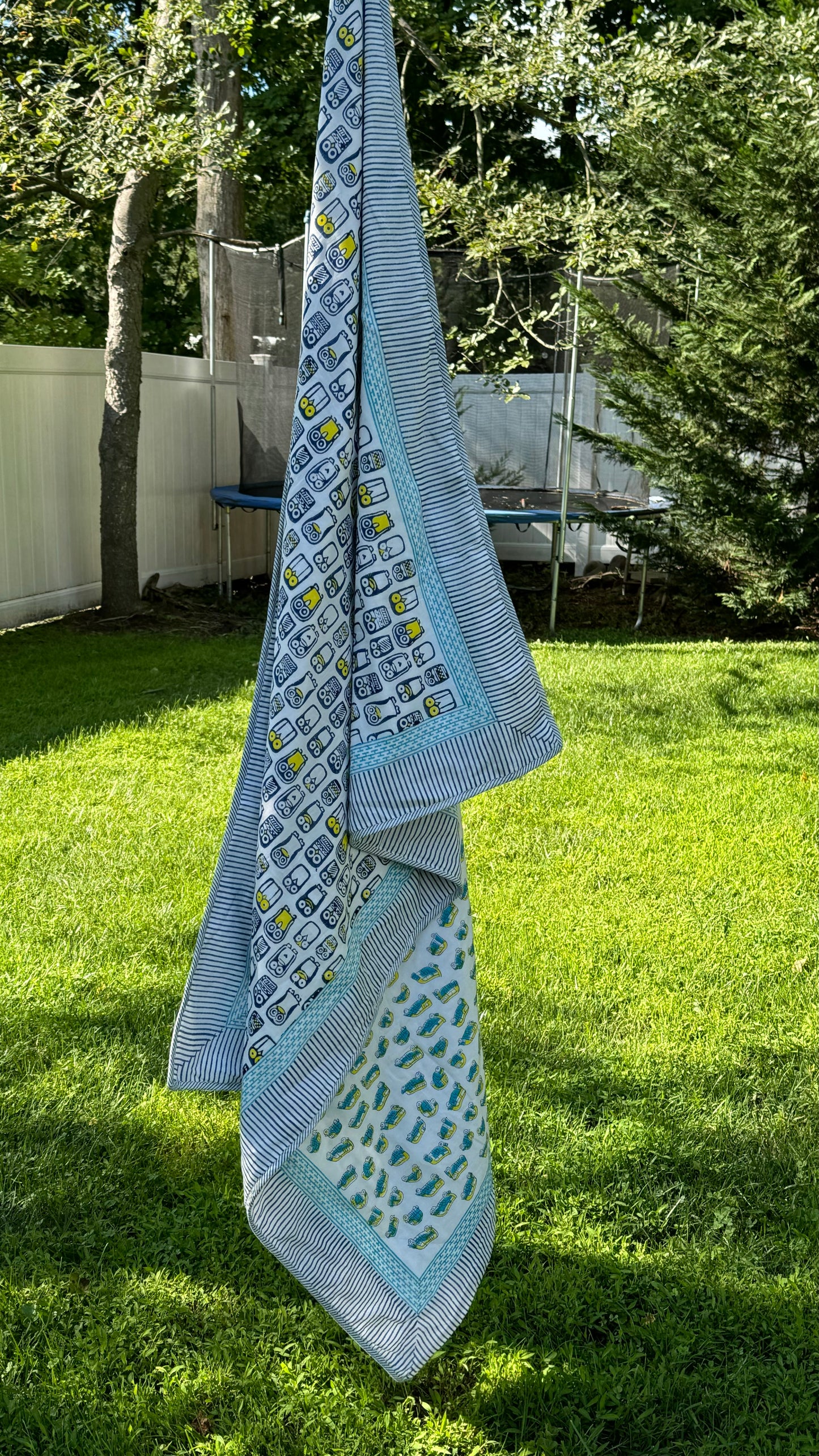 Reversible cotton animal print owl blanket hanging