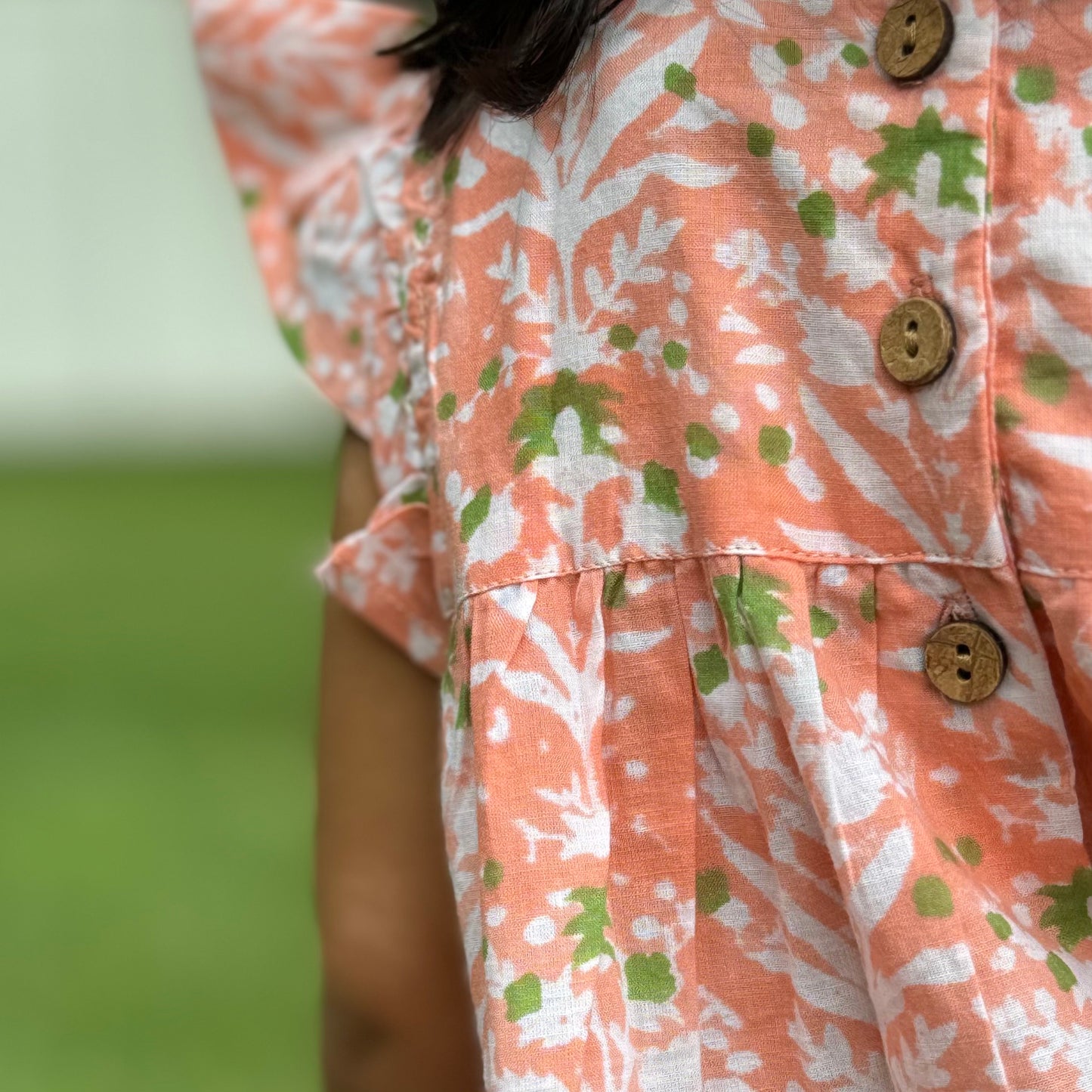 Floral summer outfit for toddler girls