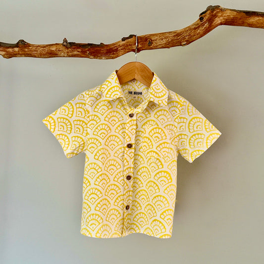 Scallop Print Yellow Summer Button-Down Shirt for Boys