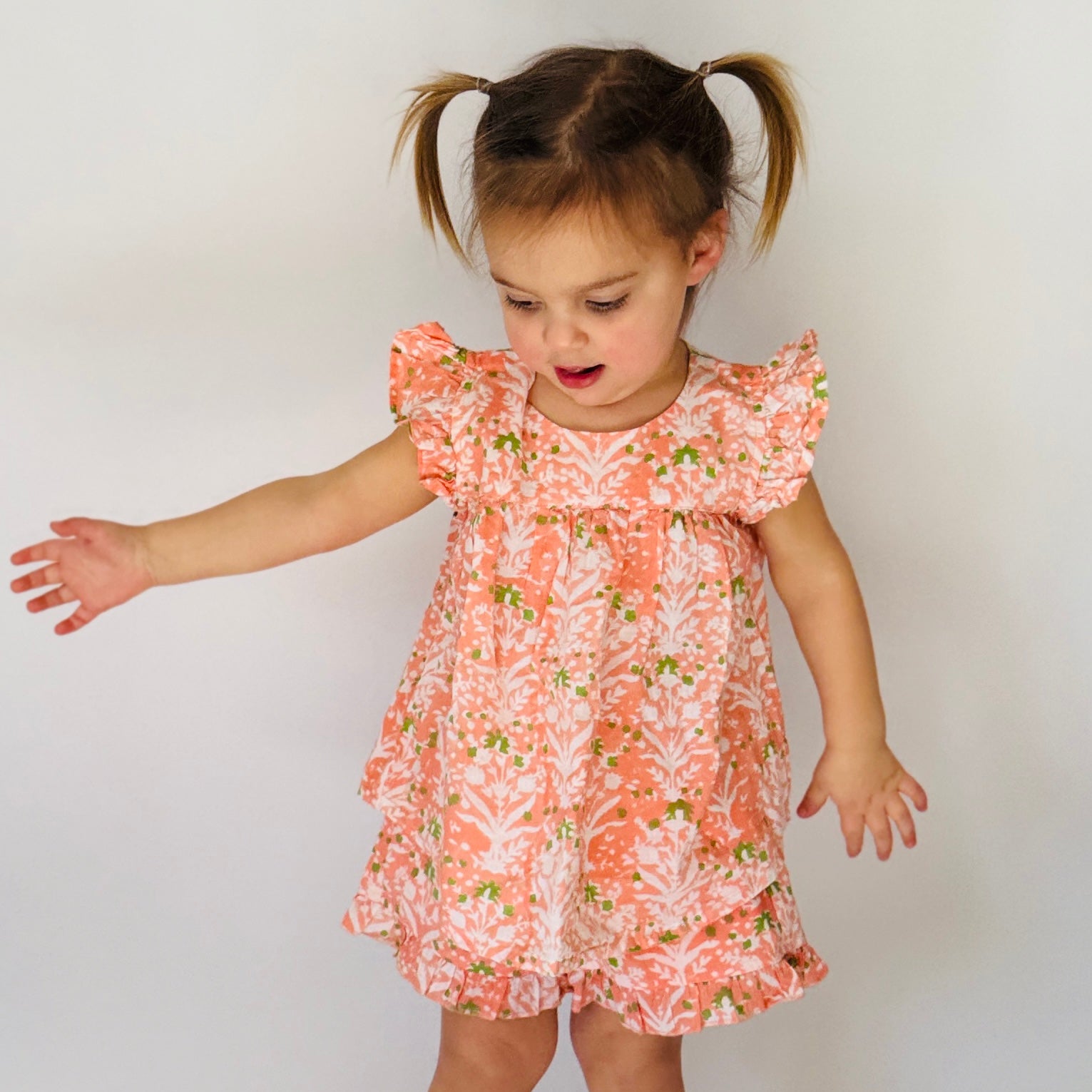 2-piece summer cotton outfit for toddler girls 